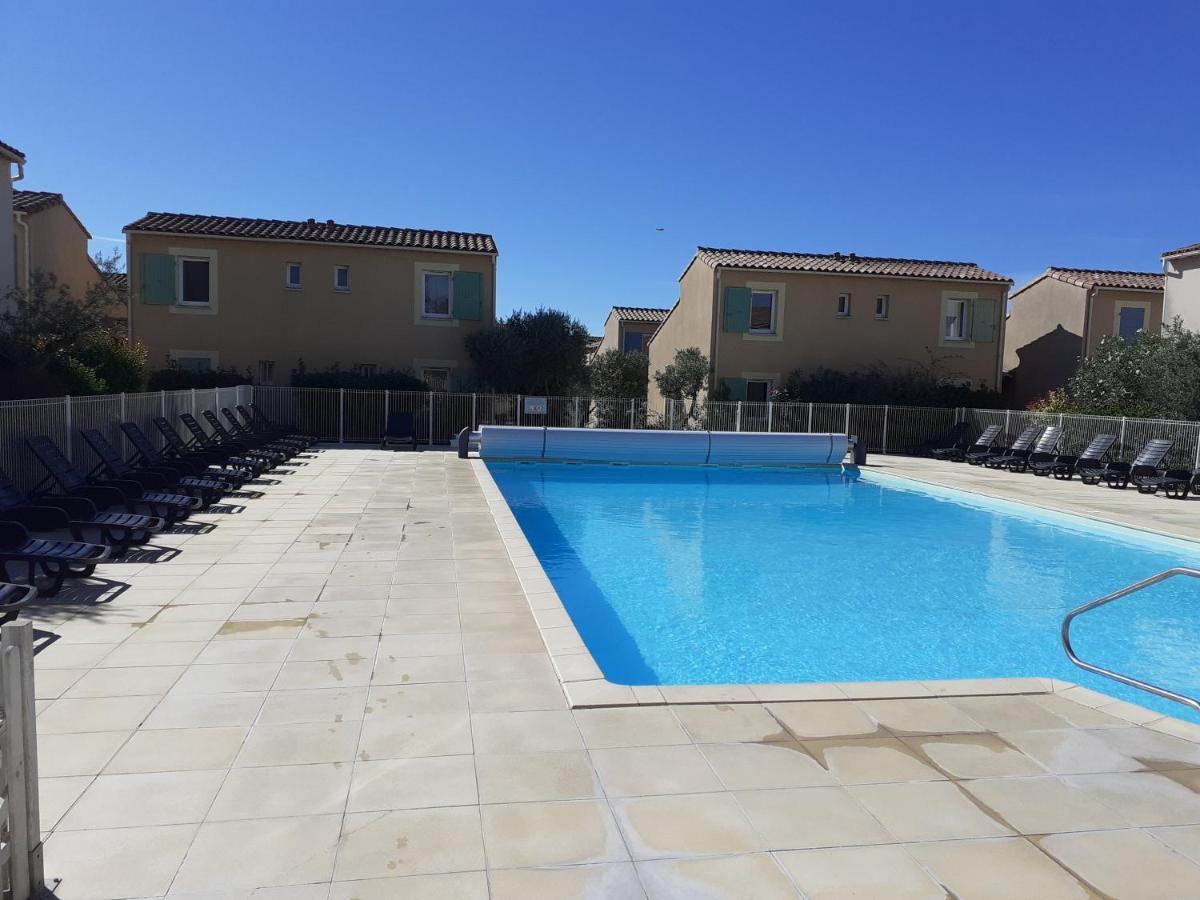 Sous Le Soleil Des Alpilles Daire Mouries Dış mekan fotoğraf