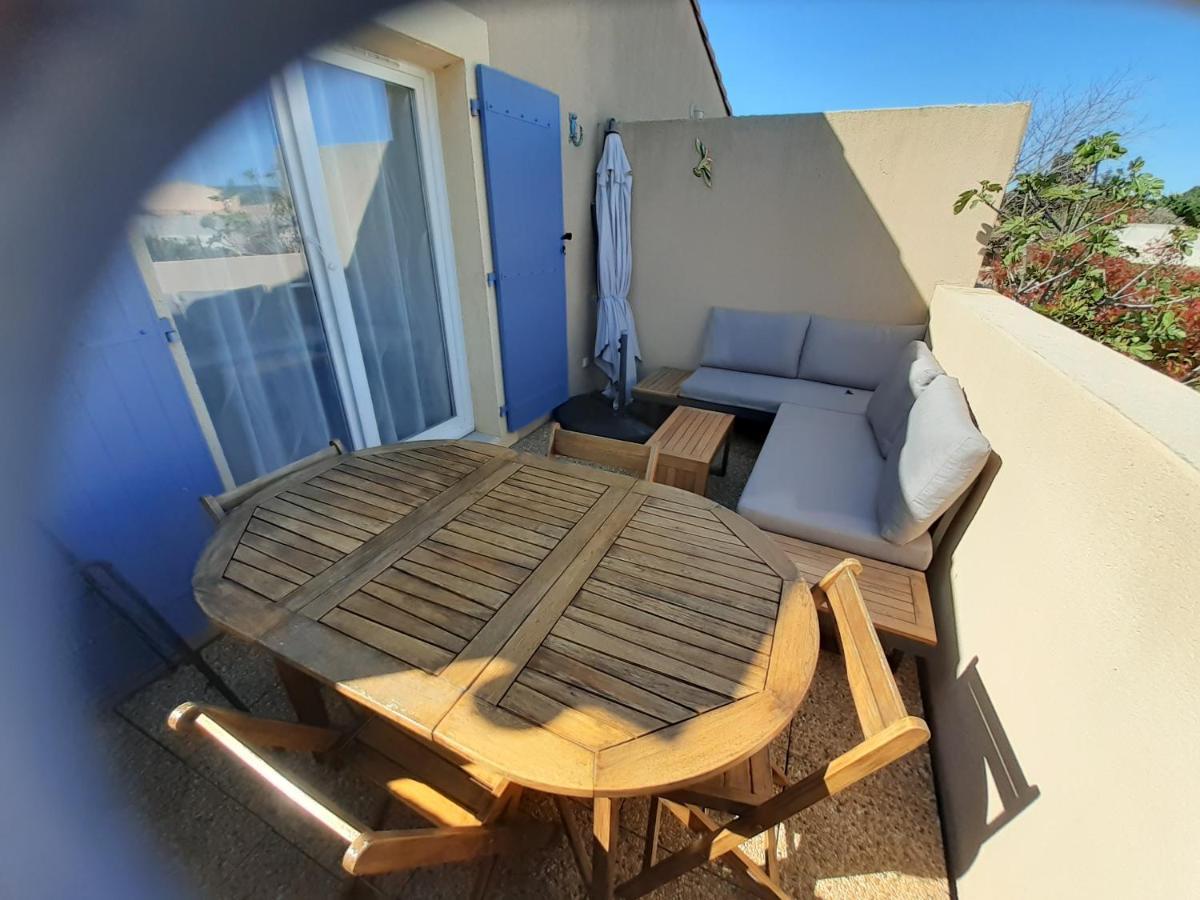 Sous Le Soleil Des Alpilles Daire Mouries Dış mekan fotoğraf